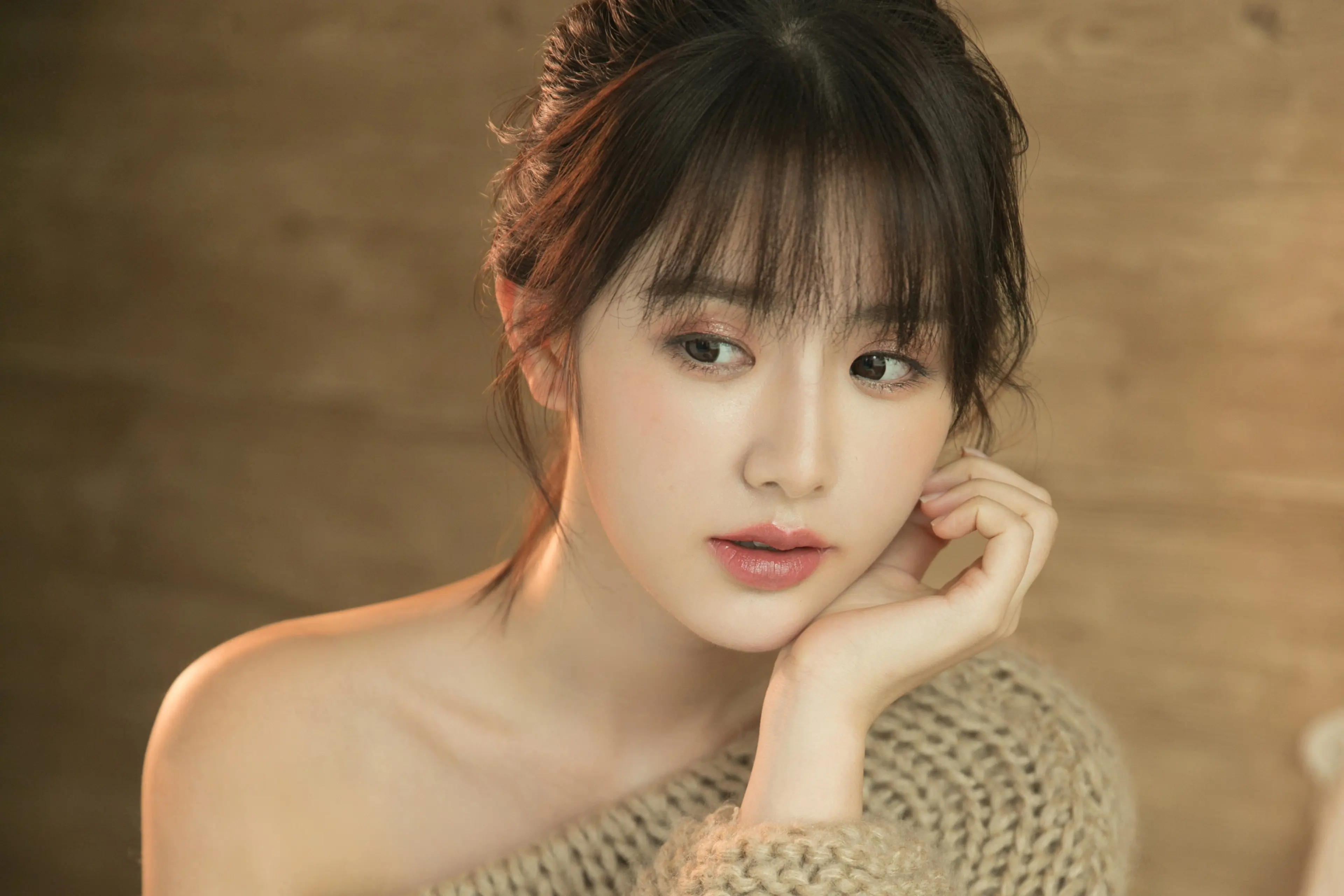 昌都西宁私人伴游陈娟儿的联系方式