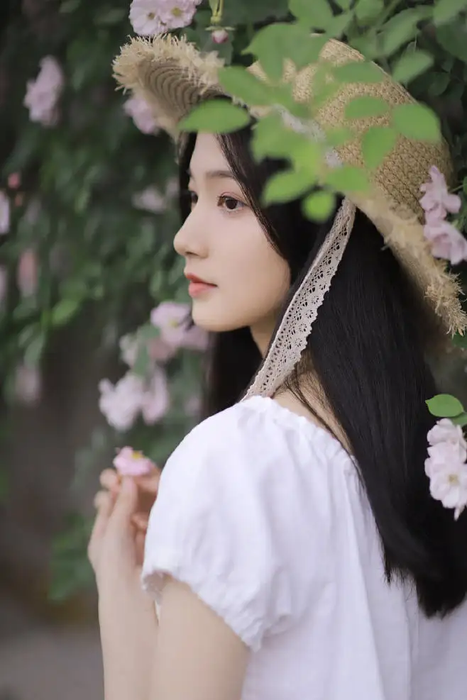 昌都喀什私人伴游李菲儿