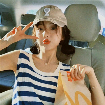 昌都伴游女生铎忆柏的资料