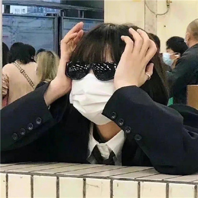 昌都伴游女生冯萧玉的资料