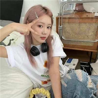 昌都伴游女生左惜筠的资料