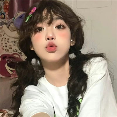 昌都伴游女生卞寄蕾的资料
